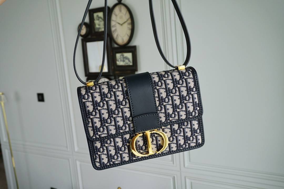 02f83feb969cecfa15160a3a6d218bb3_1741942693_0704.jpg