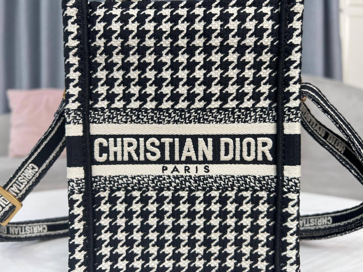 cf218346333cdd4419ab71ce771b1128_1741924268_2139.jpg