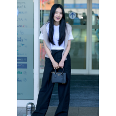 [김태리 PICK] 프라다 갤러리아 사피아노 가죽 미니백