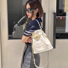 [기은세 PICK] 디올 C'EST DIOR 미디엄 백 크림