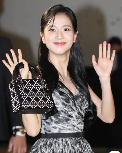 [지수 PICK] 디올 LADY DIOR 미니 백 블랙 라인 스톤 까나쥬 새틴