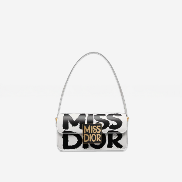디올 Miss Dior 플랩백 화이트