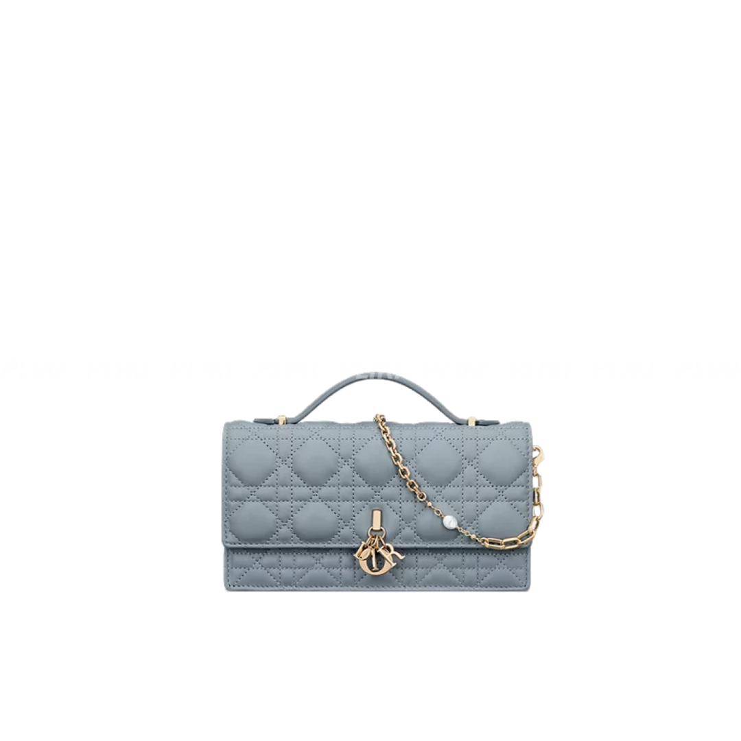 디올 My Dior 미니 백 클라우드 블루 까나쥬 양가죽