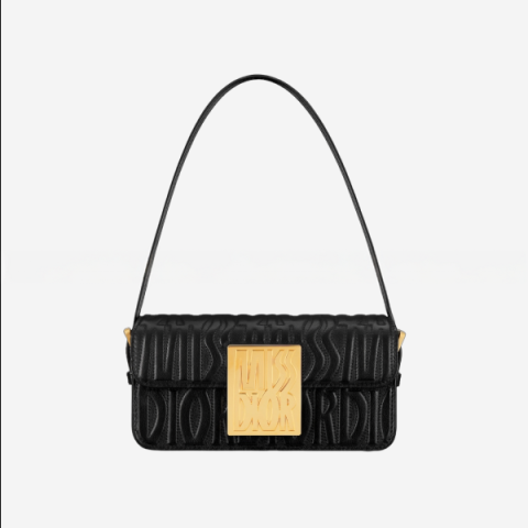 디올 Miss Dior 블랙 퀼트 플랩백